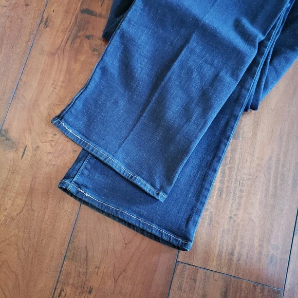 Levi's 415 Classic Boot Cut Sculpt Hypersoft Women Stretch Denim Jeans Size 16W - Picture 14 of 16